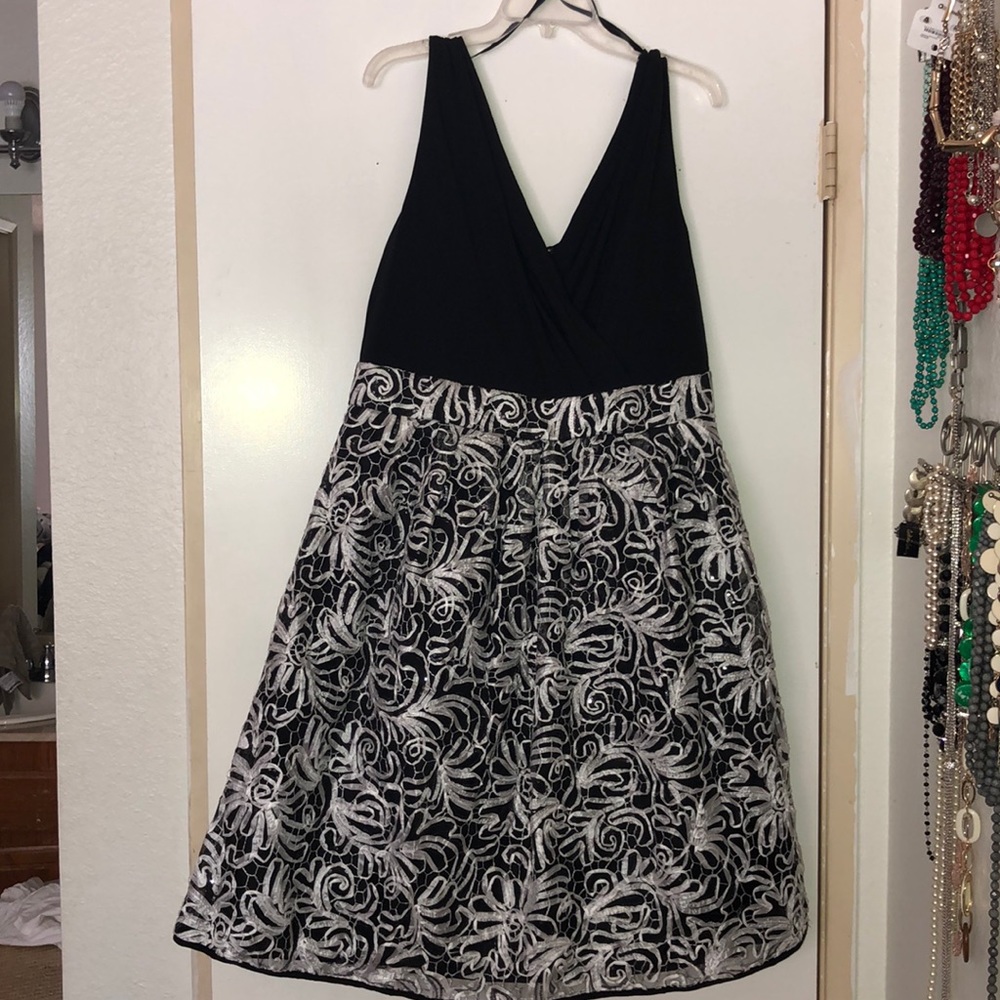 Beautiful party dress Roz & Ali NWT size 14W